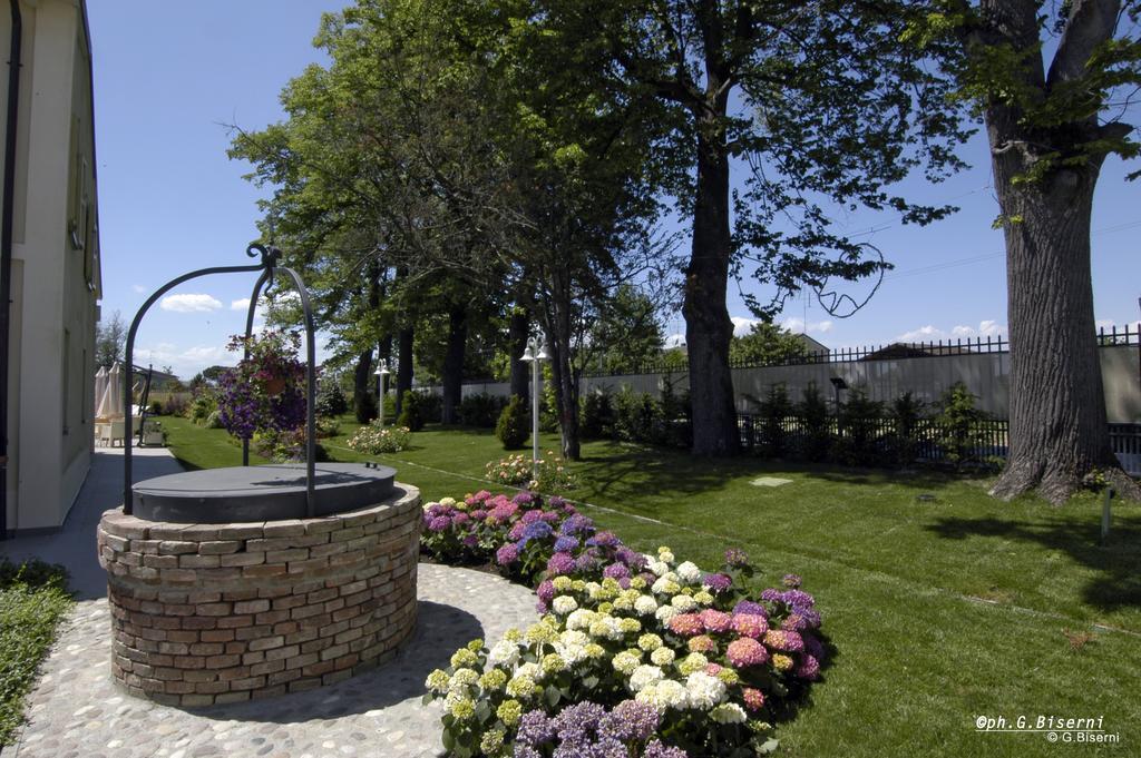 Relais Villa Roncuzzi Russi Luaran gambar